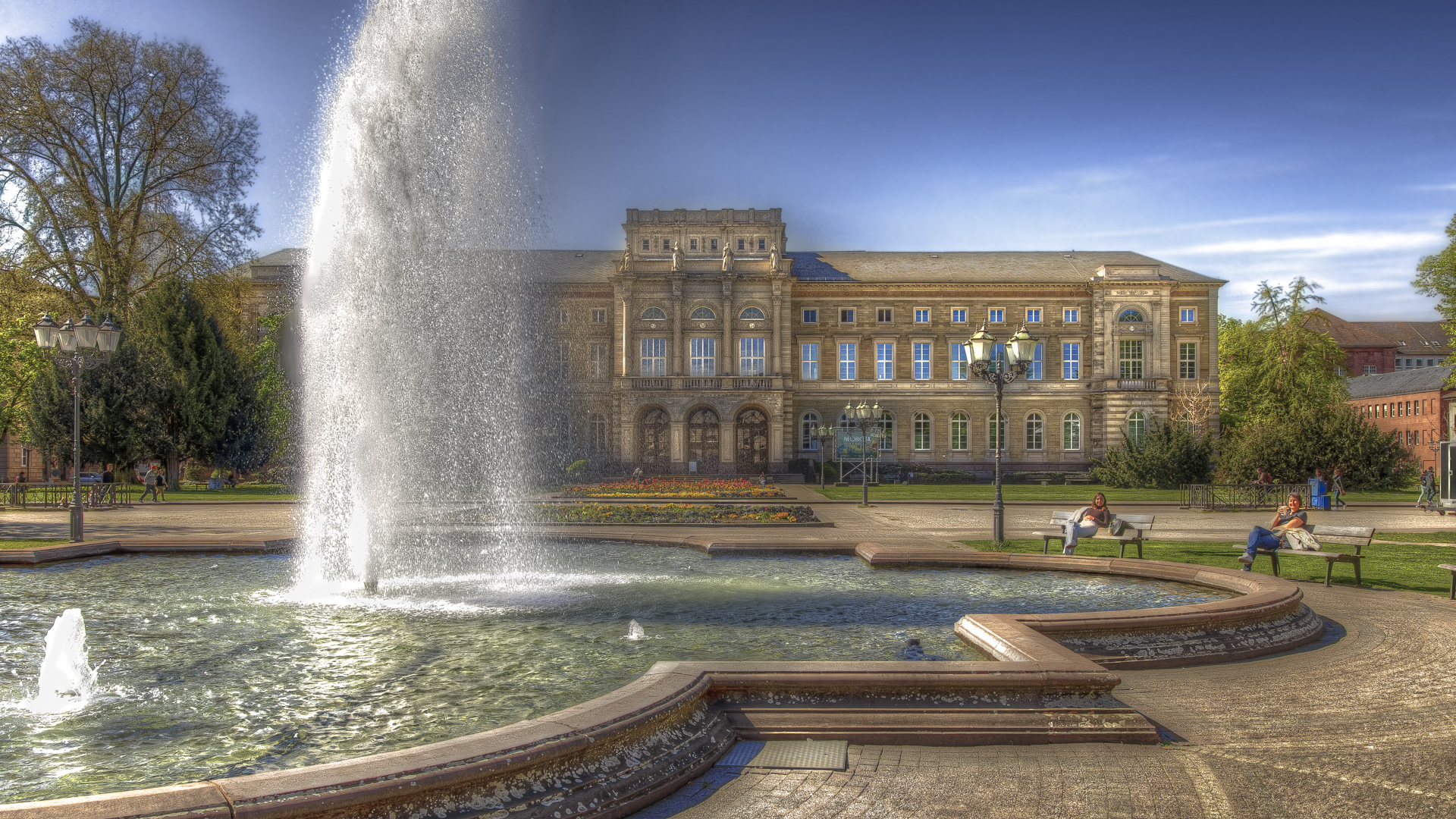 Fontänenbecken am Friedrichsplatz in Karlsruhe